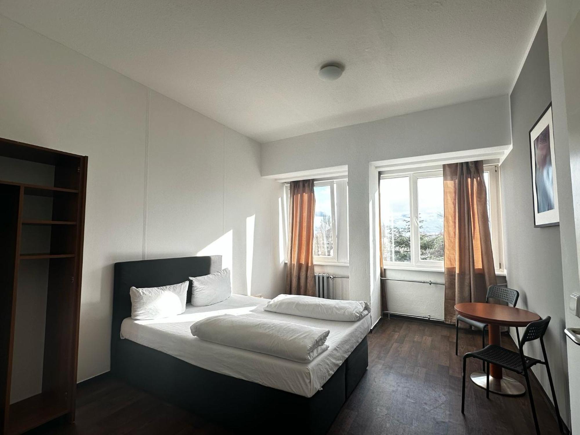 Ootel.Com Berlin Bagian luar foto