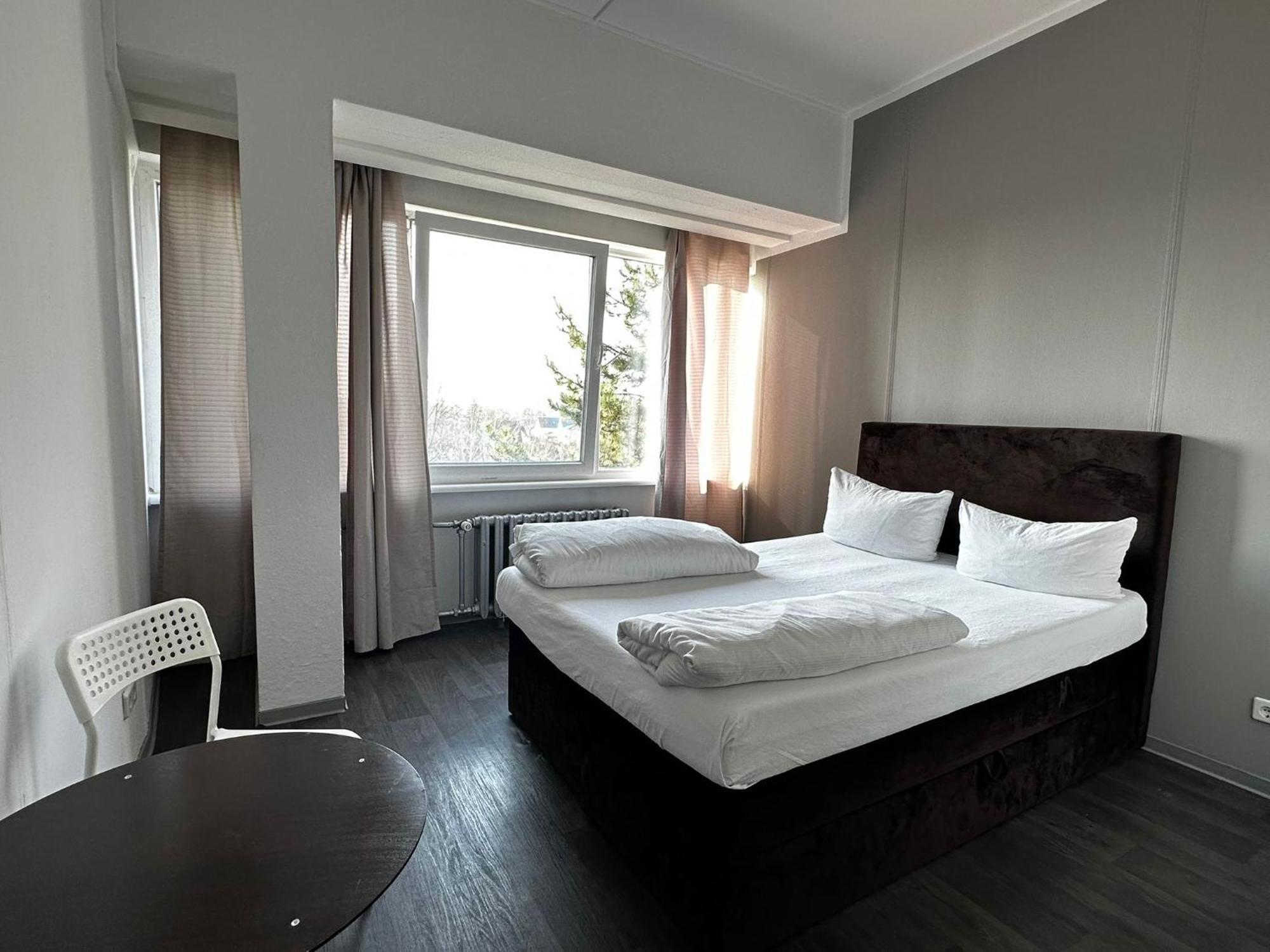 Ootel.Com Berlin Bagian luar foto